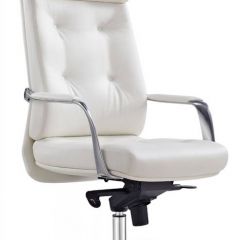 Кресло руководителя Бюрократ _DAO/WHITE белый в Перми - perm.mebel24.online | фото