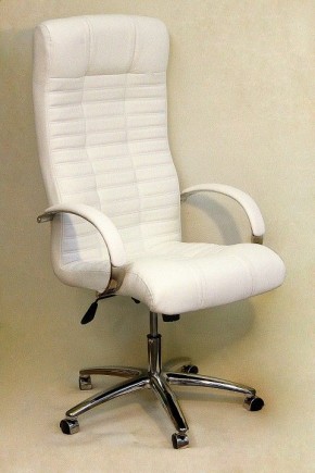 Кресло для руководителя Атлант КВ-02-131111-0402 в Перми - perm.mebel24.online | фото 3